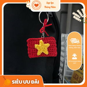 Móc khóa cờ đỏ sao vàng len móc tay – Phụ kiện handmade ý nghĩa | Sạp Len Tháng Năm